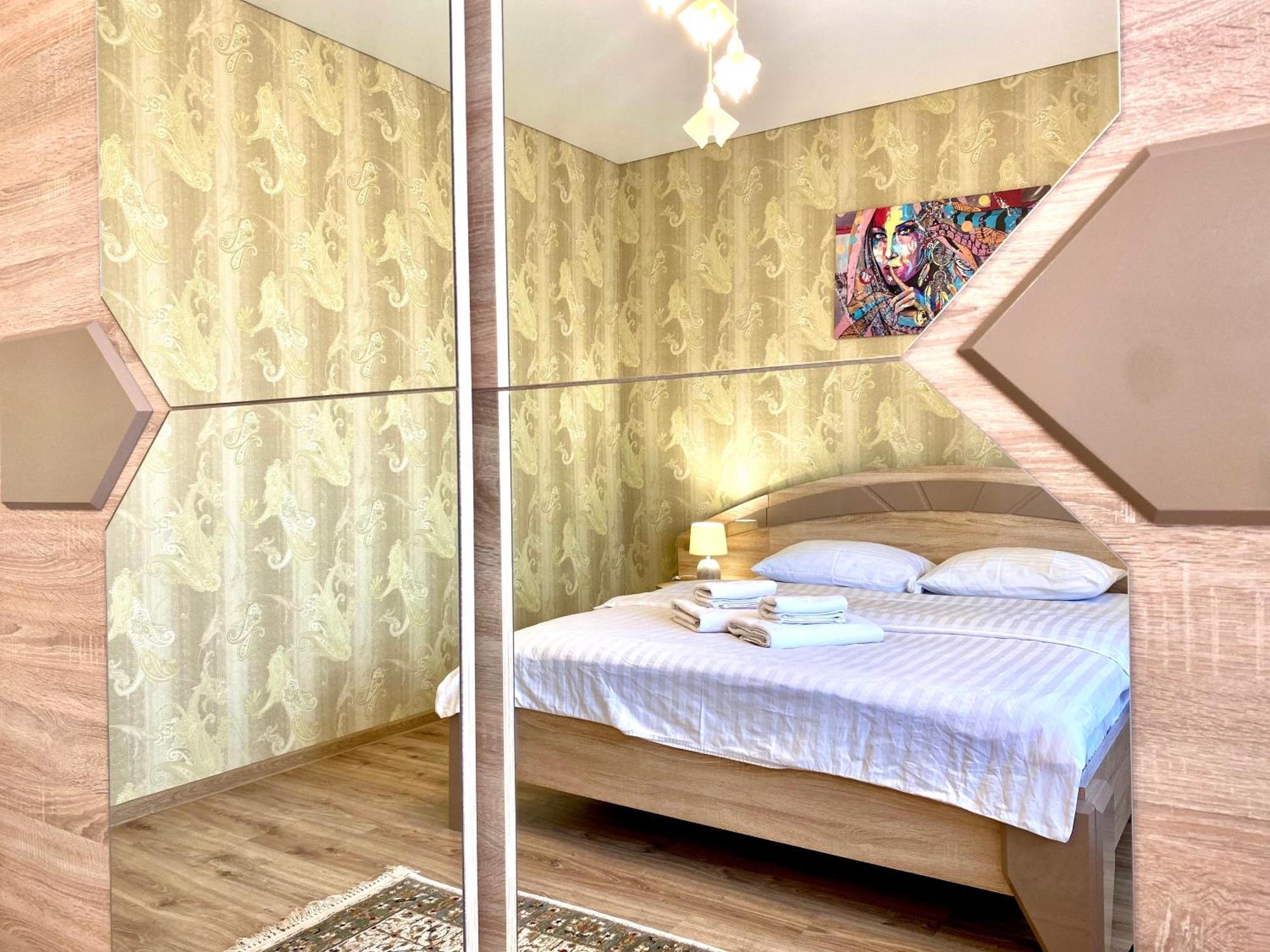 Apartpoltava Новий Будинок, В Самому Центрі 2-Окремі Кімнати, Панорамний Балкон Luaran gambar