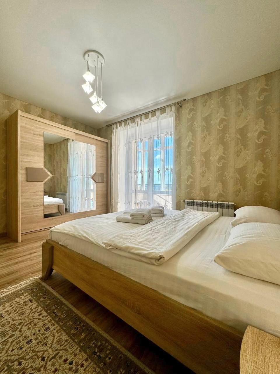 Apartpoltava Новий Будинок, В Самому Центрі 2-Окремі Кімнати, Панорамний Балкон Luaran gambar