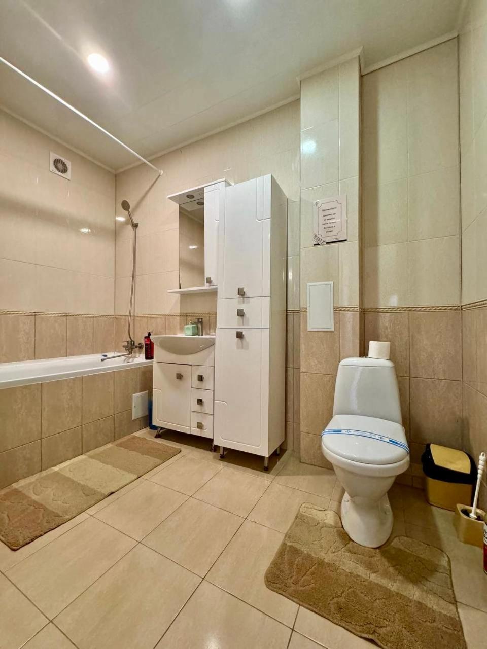 Apartpoltava Новий Будинок, В Самому Центрі 2-Окремі Кімнати, Панорамний Балкон Luaran gambar