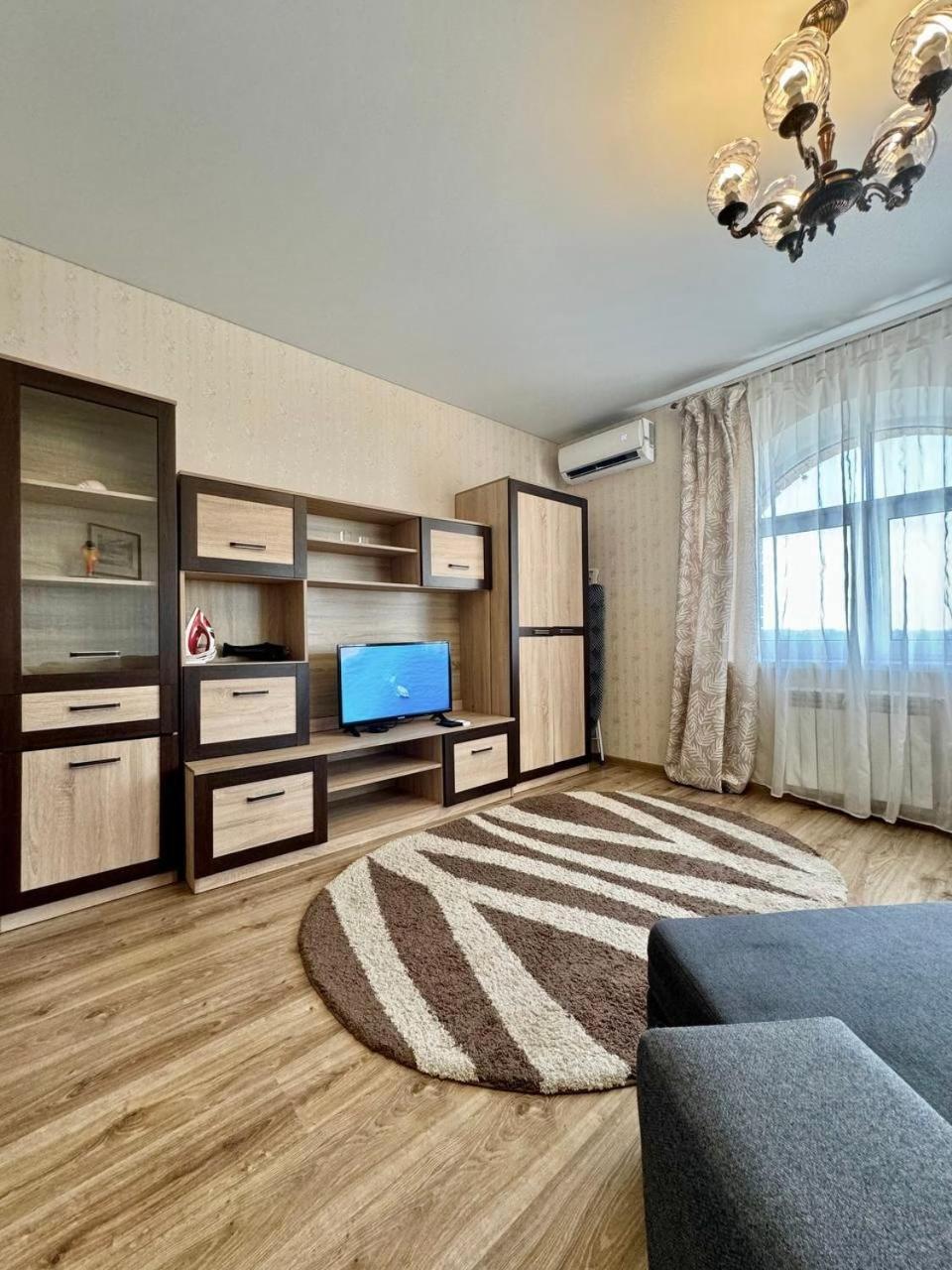 Apartpoltava Новий Будинок, В Самому Центрі 2-Окремі Кімнати, Панорамний Балкон Luaran gambar