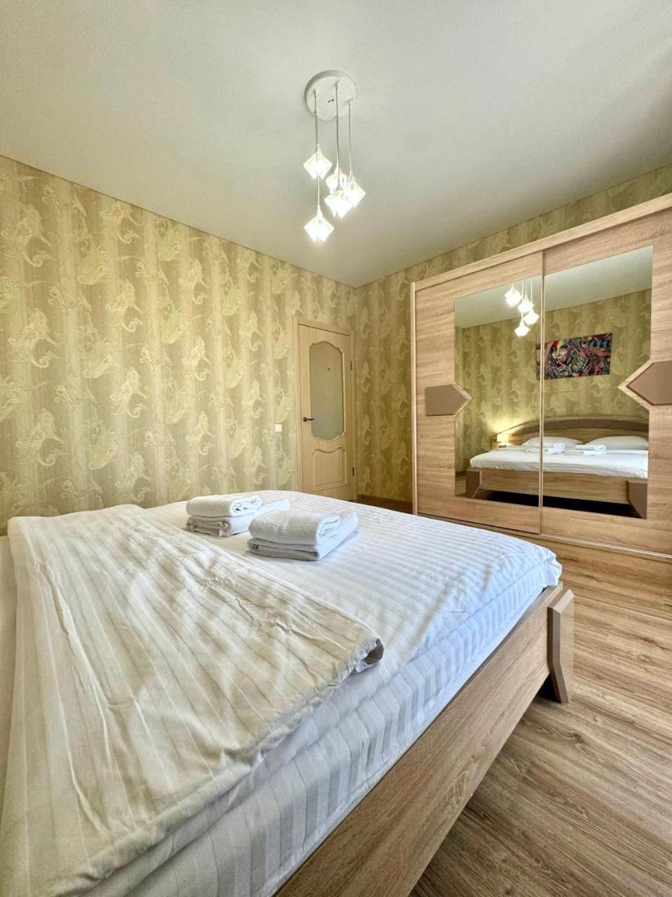 Apartpoltava Новий Будинок, В Самому Центрі 2-Окремі Кімнати, Панорамний Балкон Luaran gambar