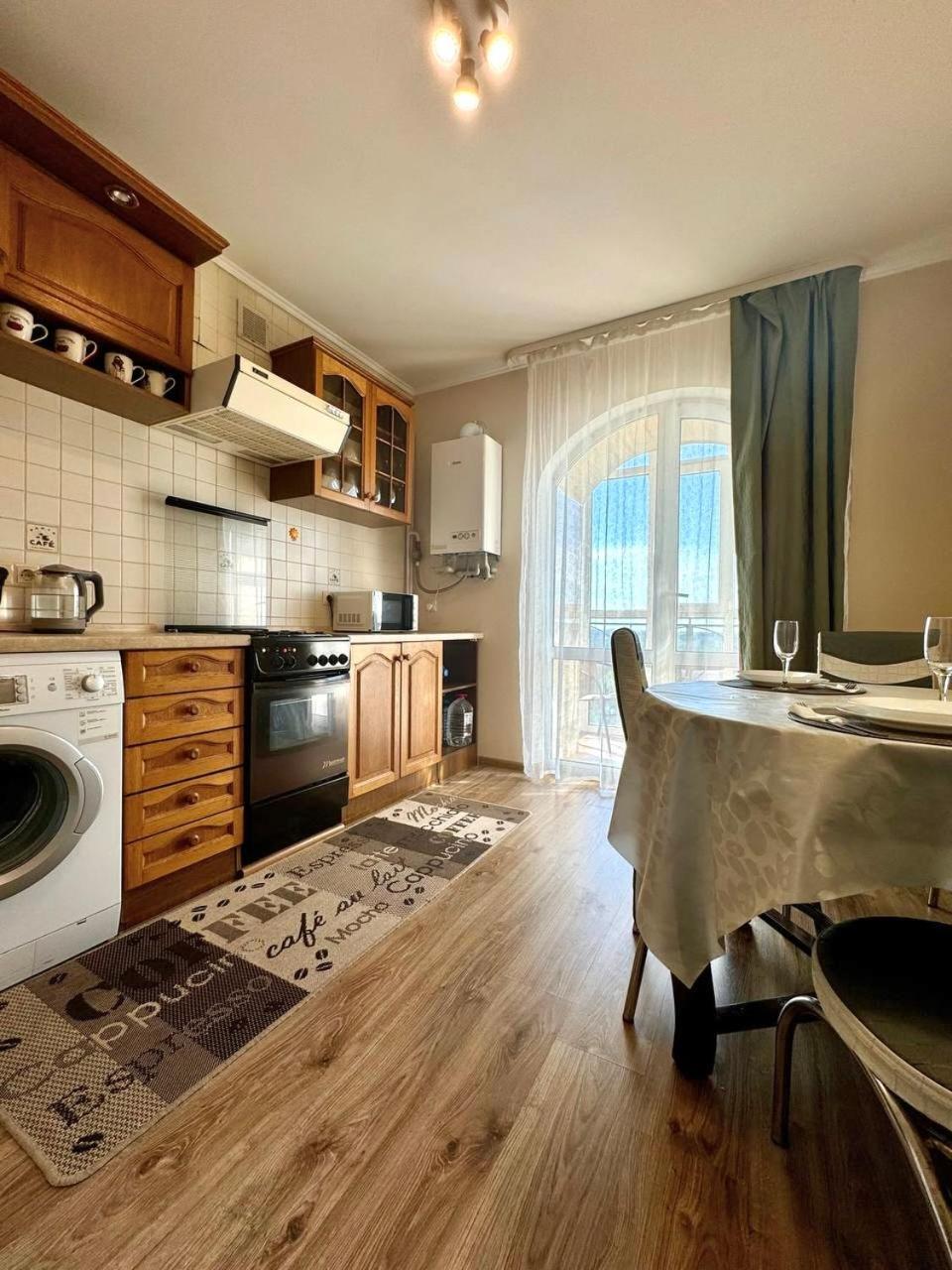 Apartpoltava Новий Будинок, В Самому Центрі 2-Окремі Кімнати, Панорамний Балкон Luaran gambar
